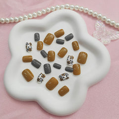 YOJIATOP 24 piece nail set displayed for daily wear