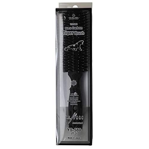 Y.S.PARK Tiger 580 brush in use with ergonomic handle for comfortable styling.