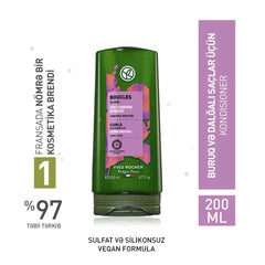 Applying Yves Rocher Curls Conditioner to damp hair eases detangling.