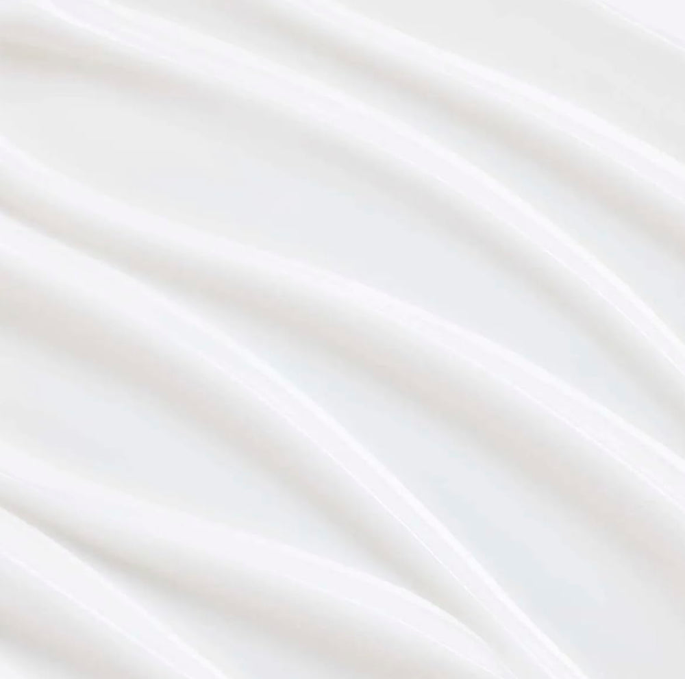 Dispense bottle of Yves Rocher Hydra Vegetal gel cream for easy application