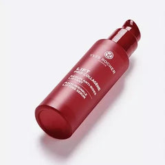 Close-up texture of Yves Rocher Lift Pro-Collagene serum shows light gel finish