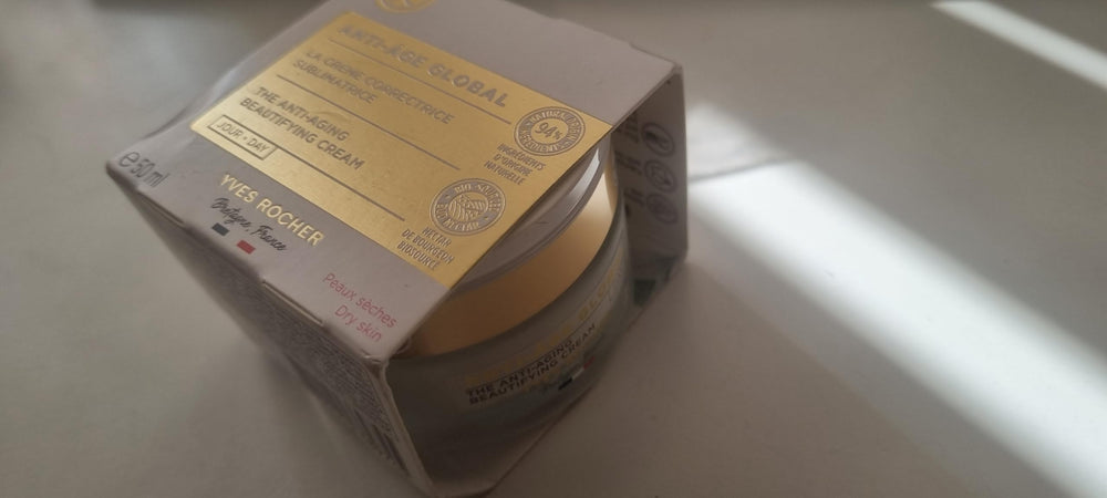 Yves Rocher result showing nourished, radiant skin after use