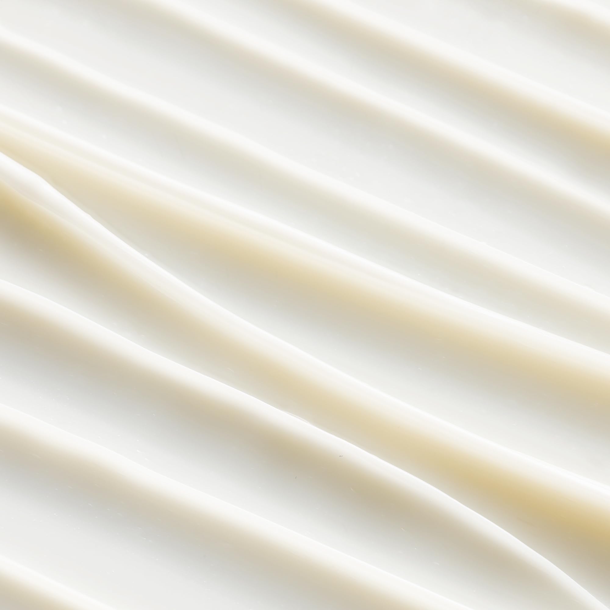 Yves Rocher Sebo Pure gel-cream texture close-up for quick absorption.