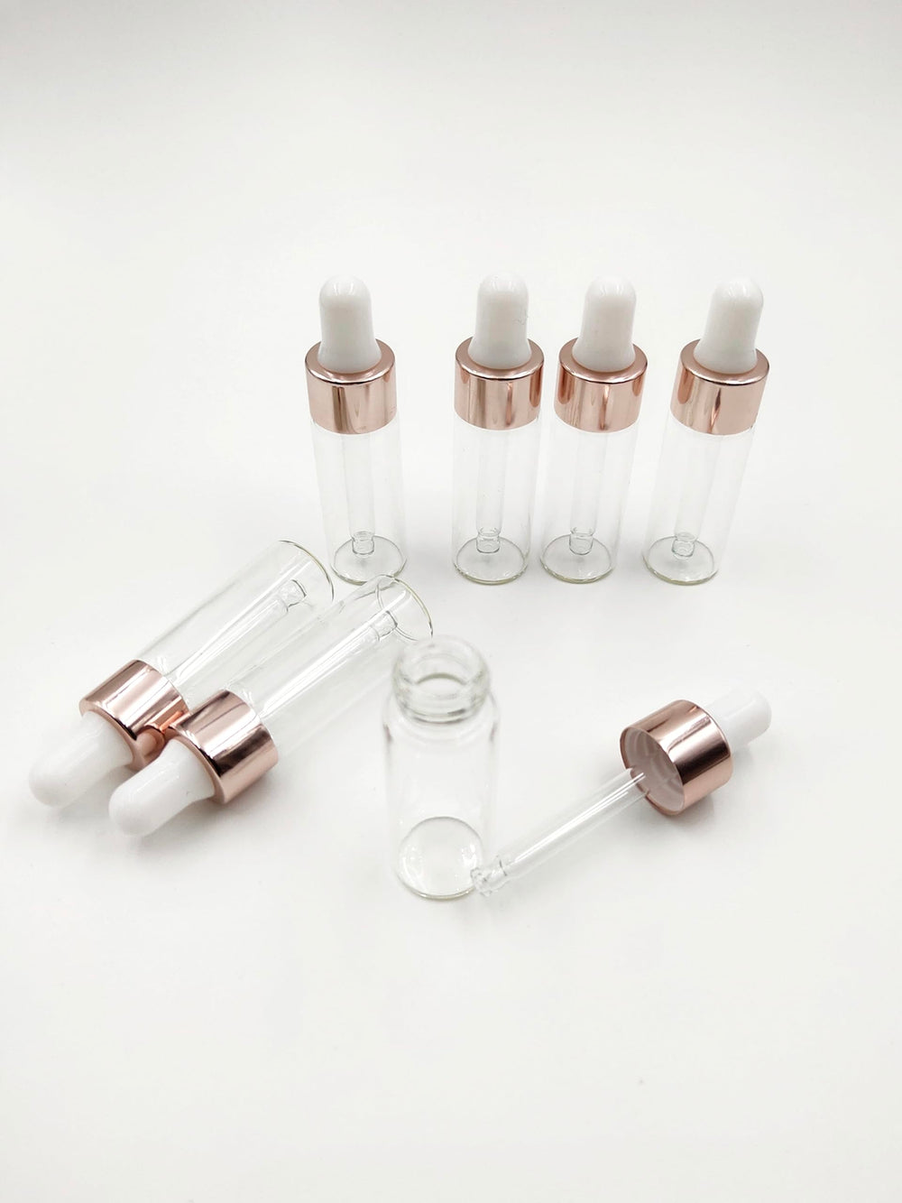 YYNGJCK color-coded lids help organize liquids at a glance