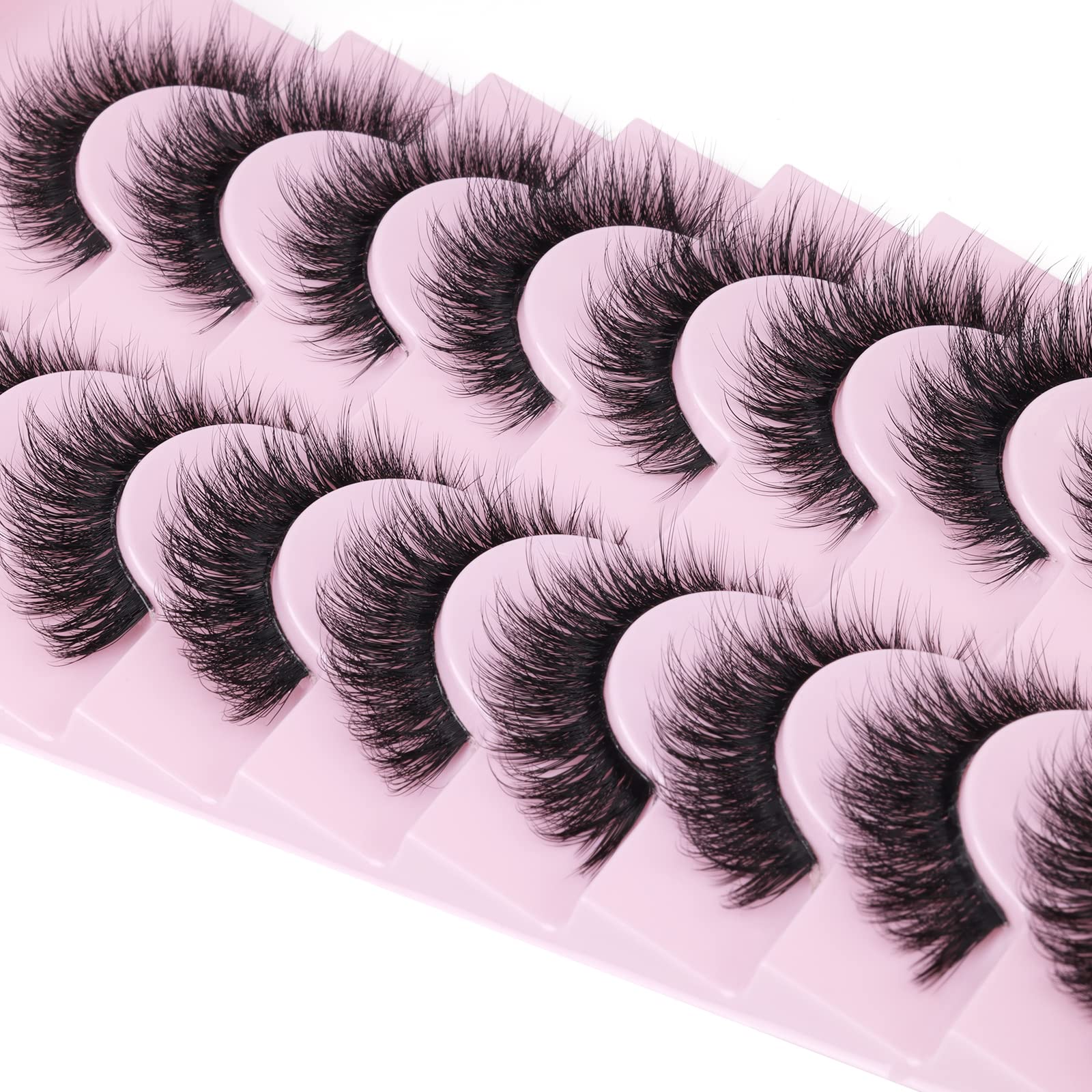 Zanlufly eye-enhancing lashes elevate everyday or glam looks.