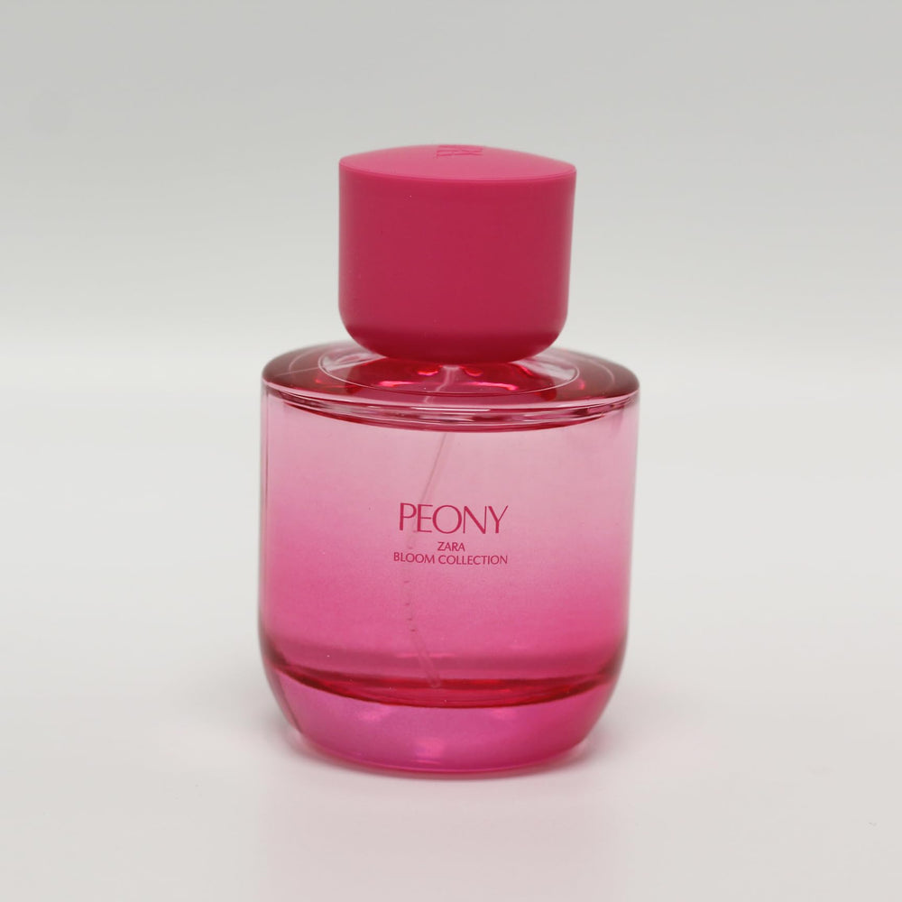 Zara Peony EDP close-up on floral heart notes for romance