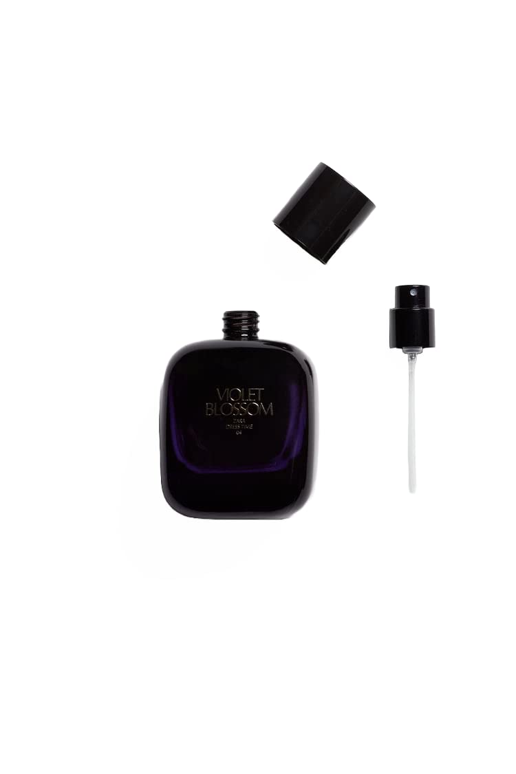 ZARA Violet Blossom spray action demonstrates easy application and lasting aroma.