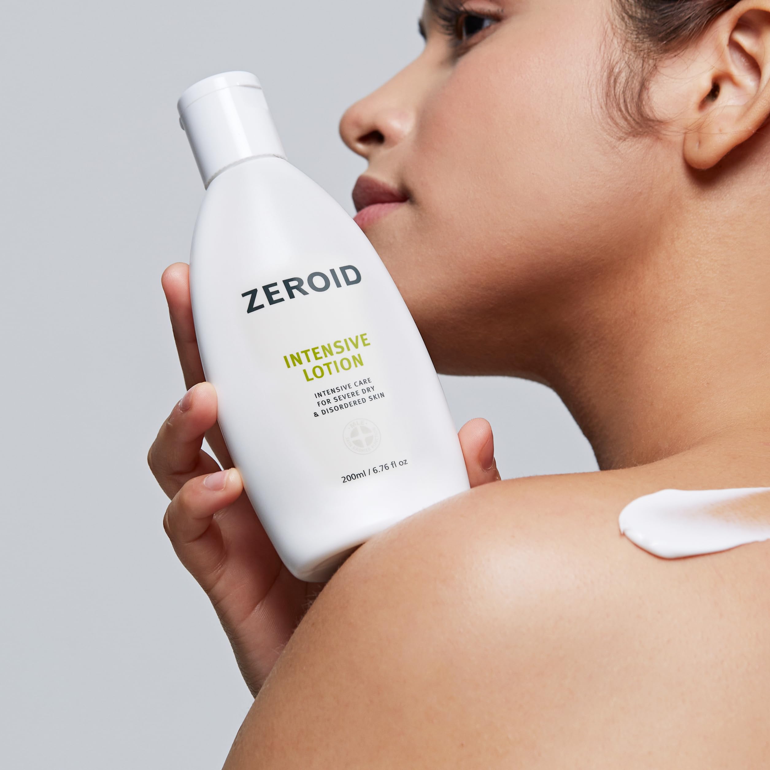 ZEROID Intensive Lotion packaging emphasizes compact, user-friendly design.