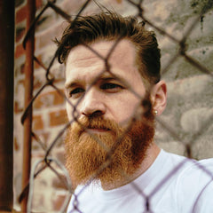 ZEUS beard oil tame-frizz promotes controlled grooming and neat edges all day