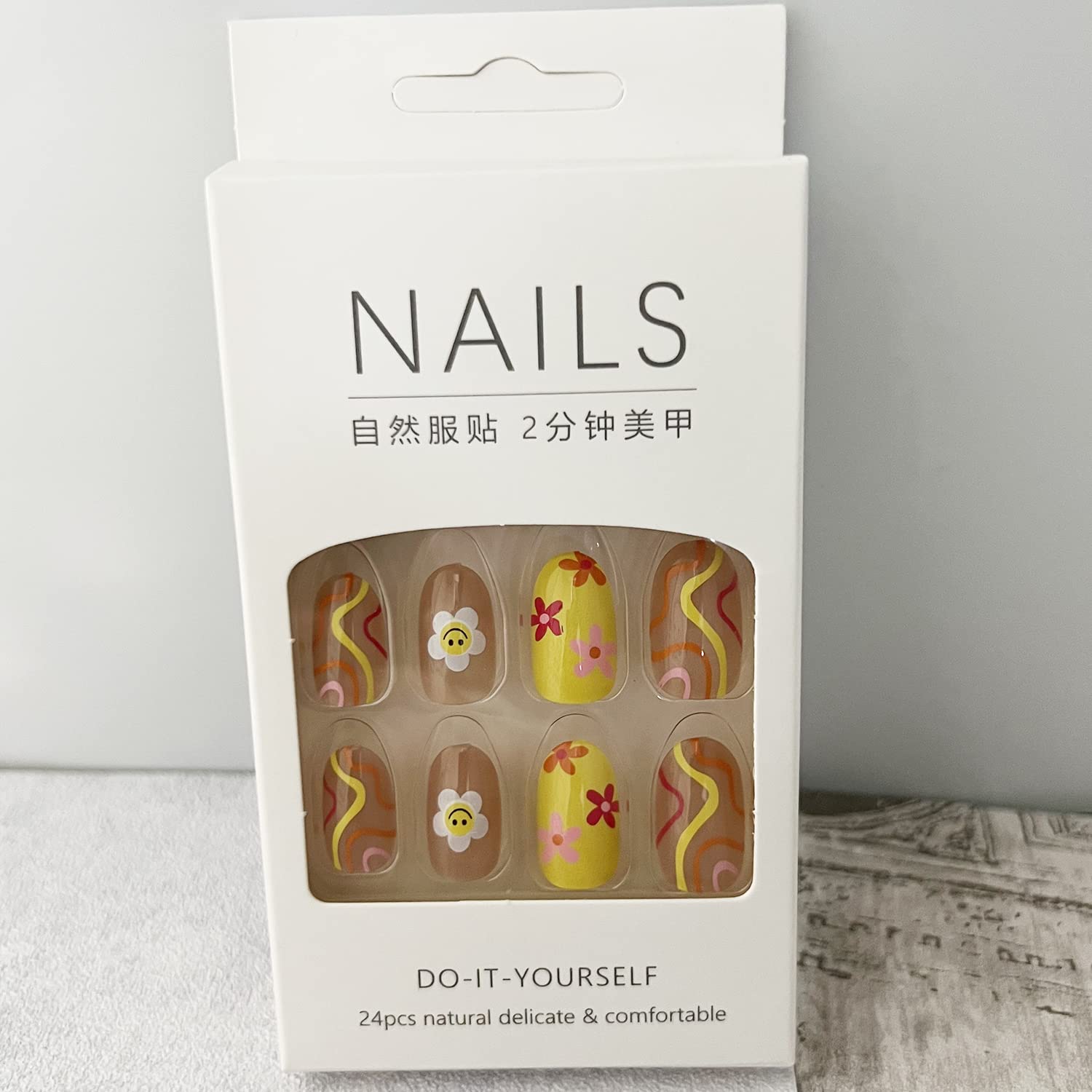 ZJHGDR 24-piece nail set includes diverse sizes for secure fit