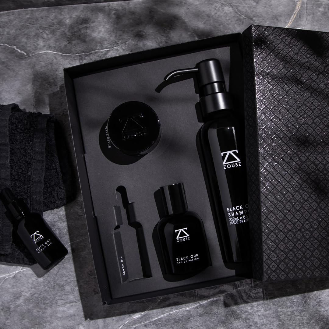 ZOUSZ beard shampoo lather during application showing beard-softening effect