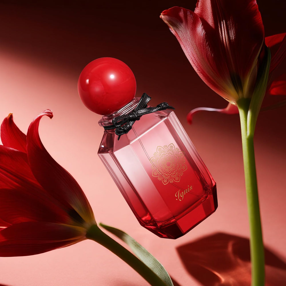 Zuofun No.9 perfume on skin scene suggests all-day wear.